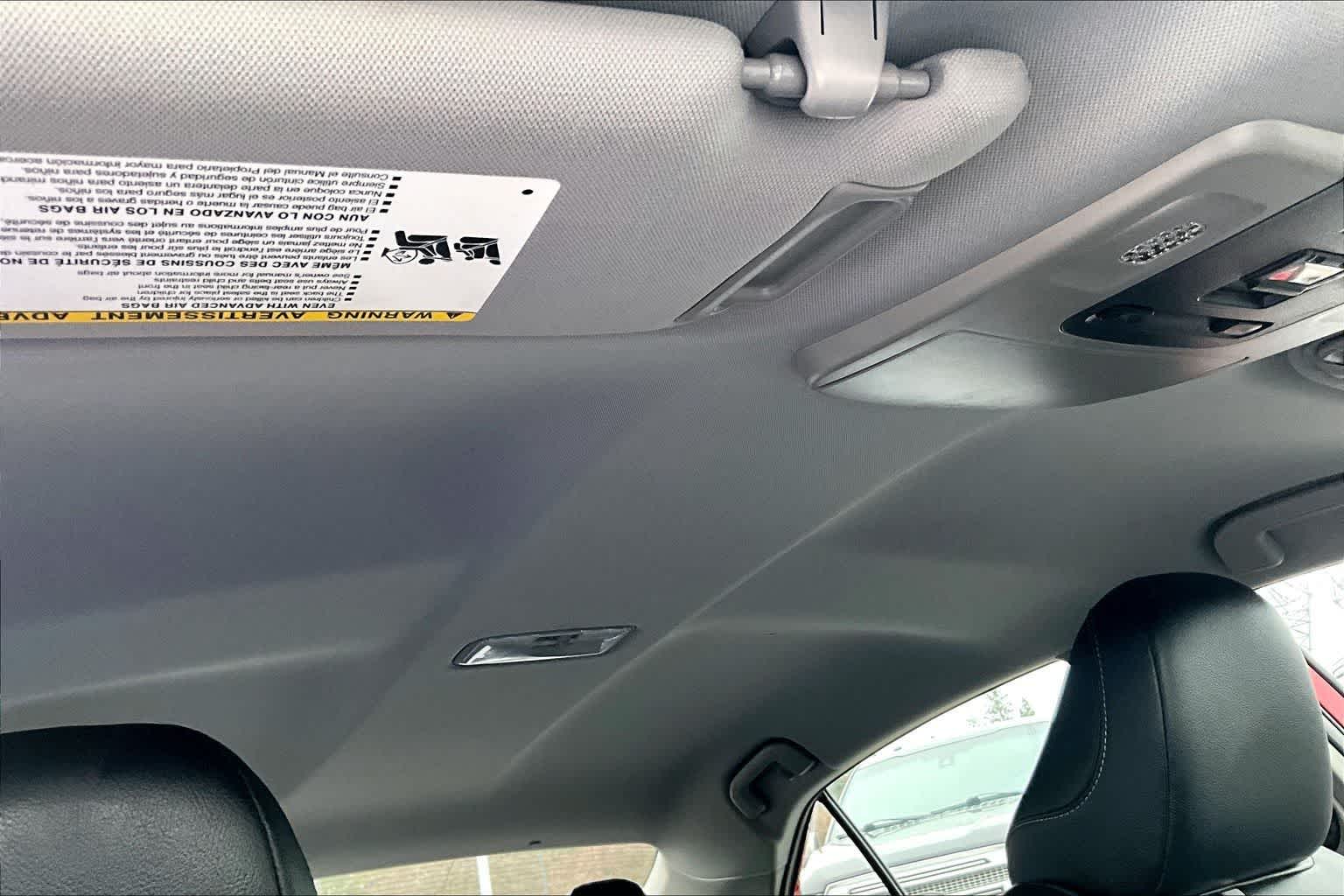 Thumbnail: 2019 Toyota Camry - 30