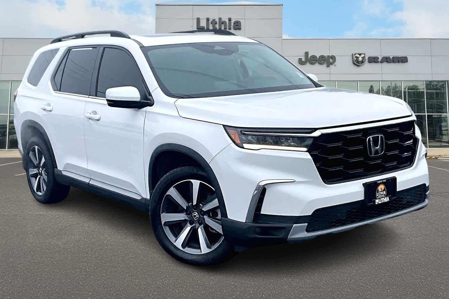 Thumbnail: 2023 Honda Pilot - 22