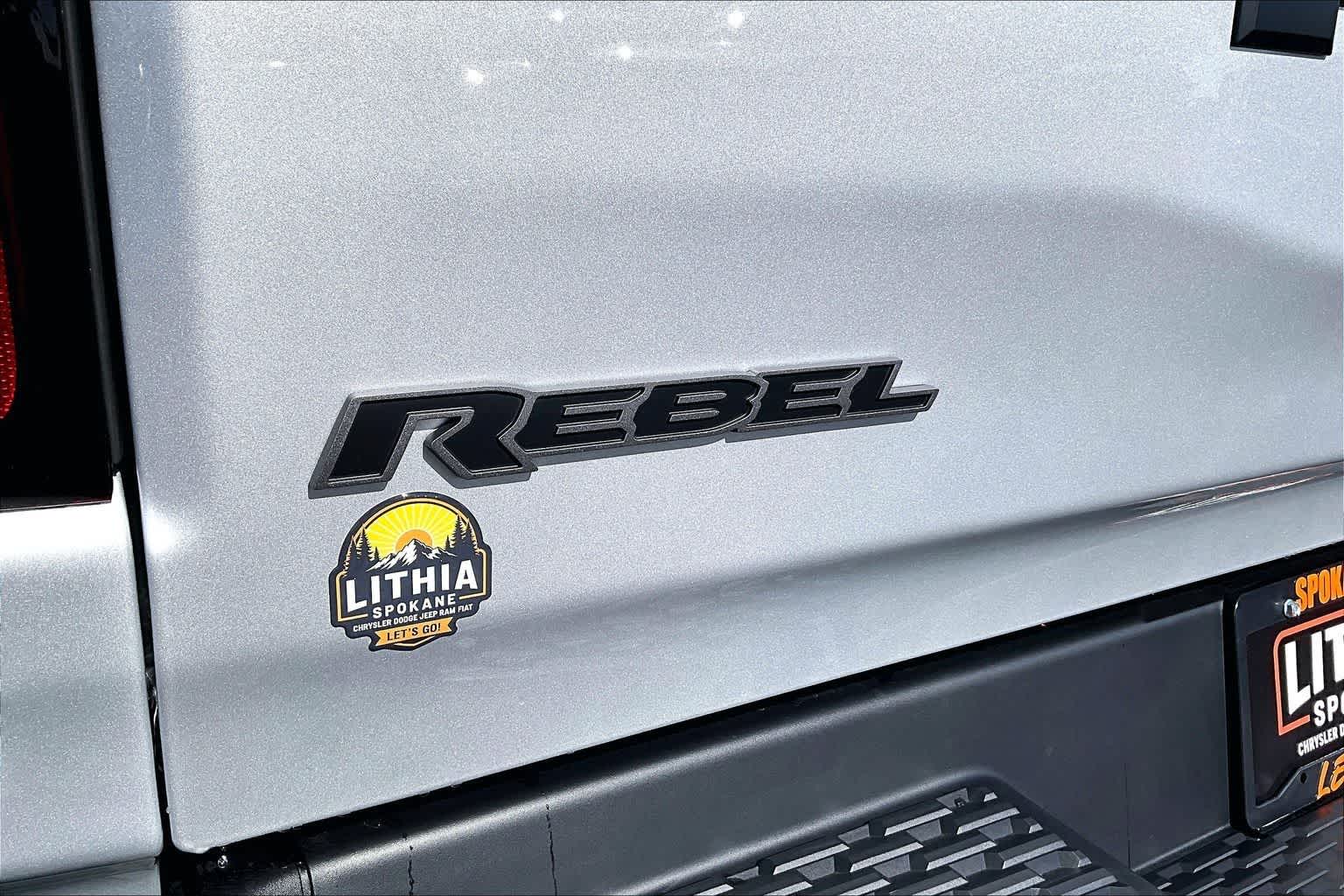 Thumbnail: 2026 RAM 1500 - 7