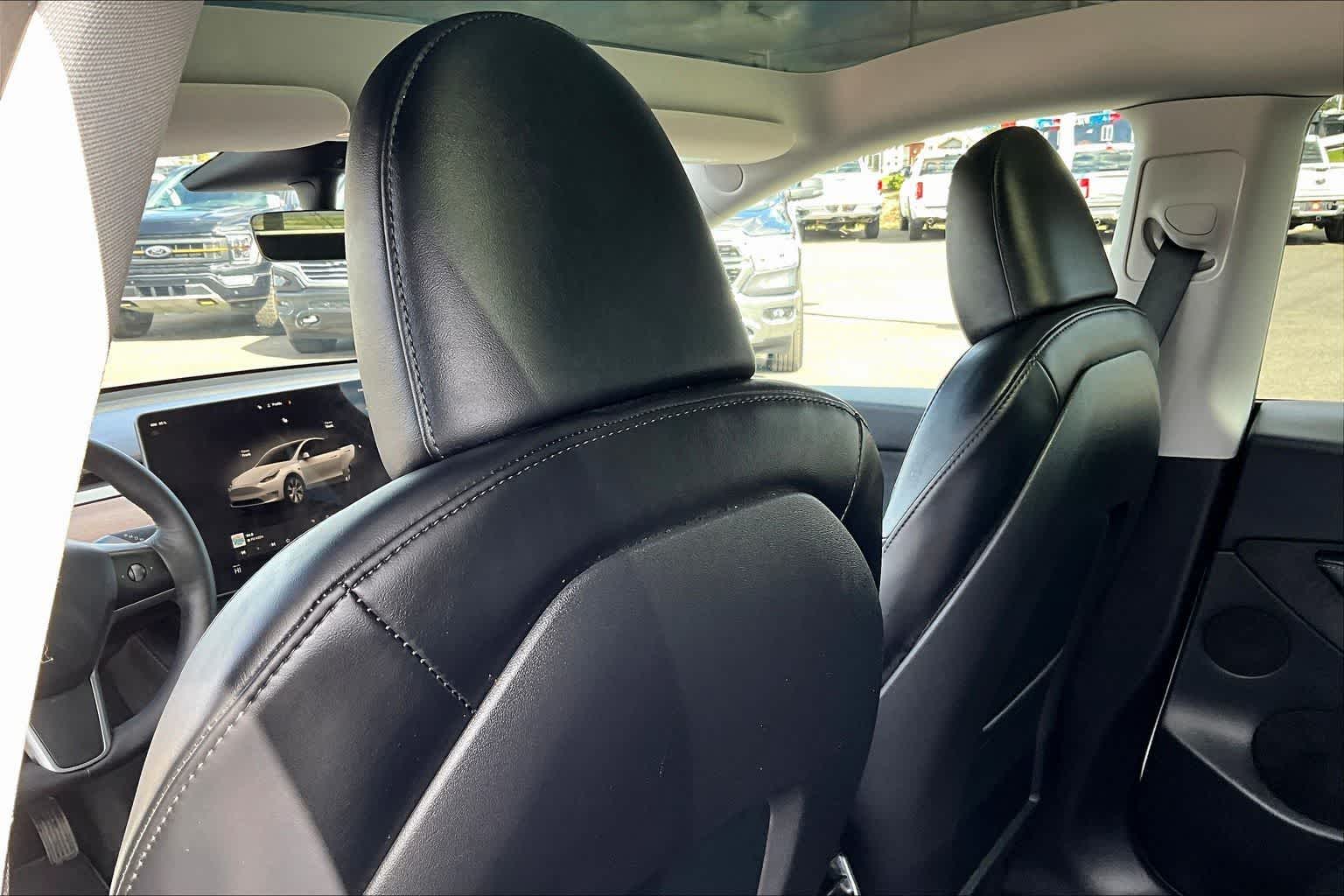 Thumbnail: 2023 Tesla Model Y - 12