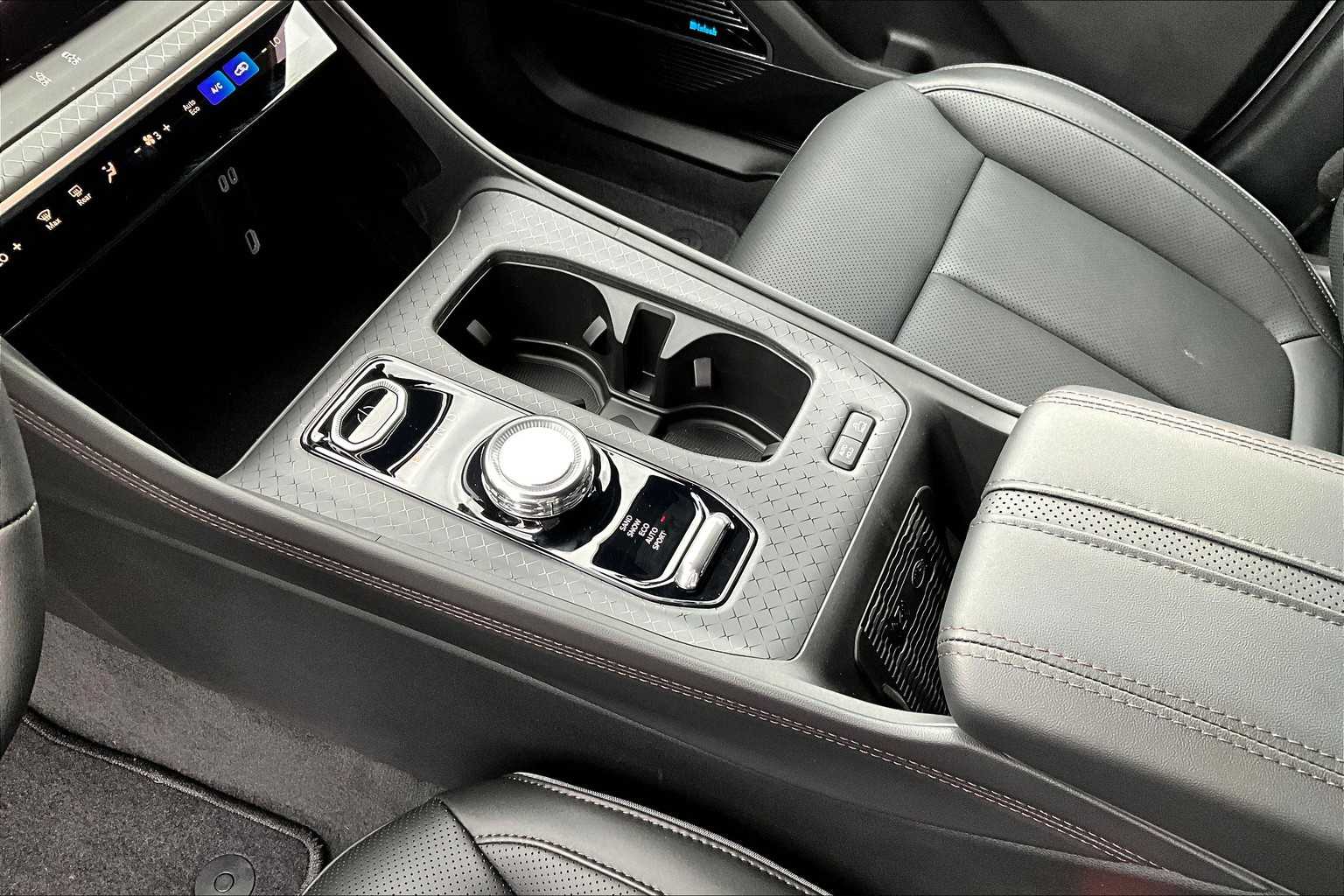 Thumbnail: 2025 Jeep Wagoneer S - 17