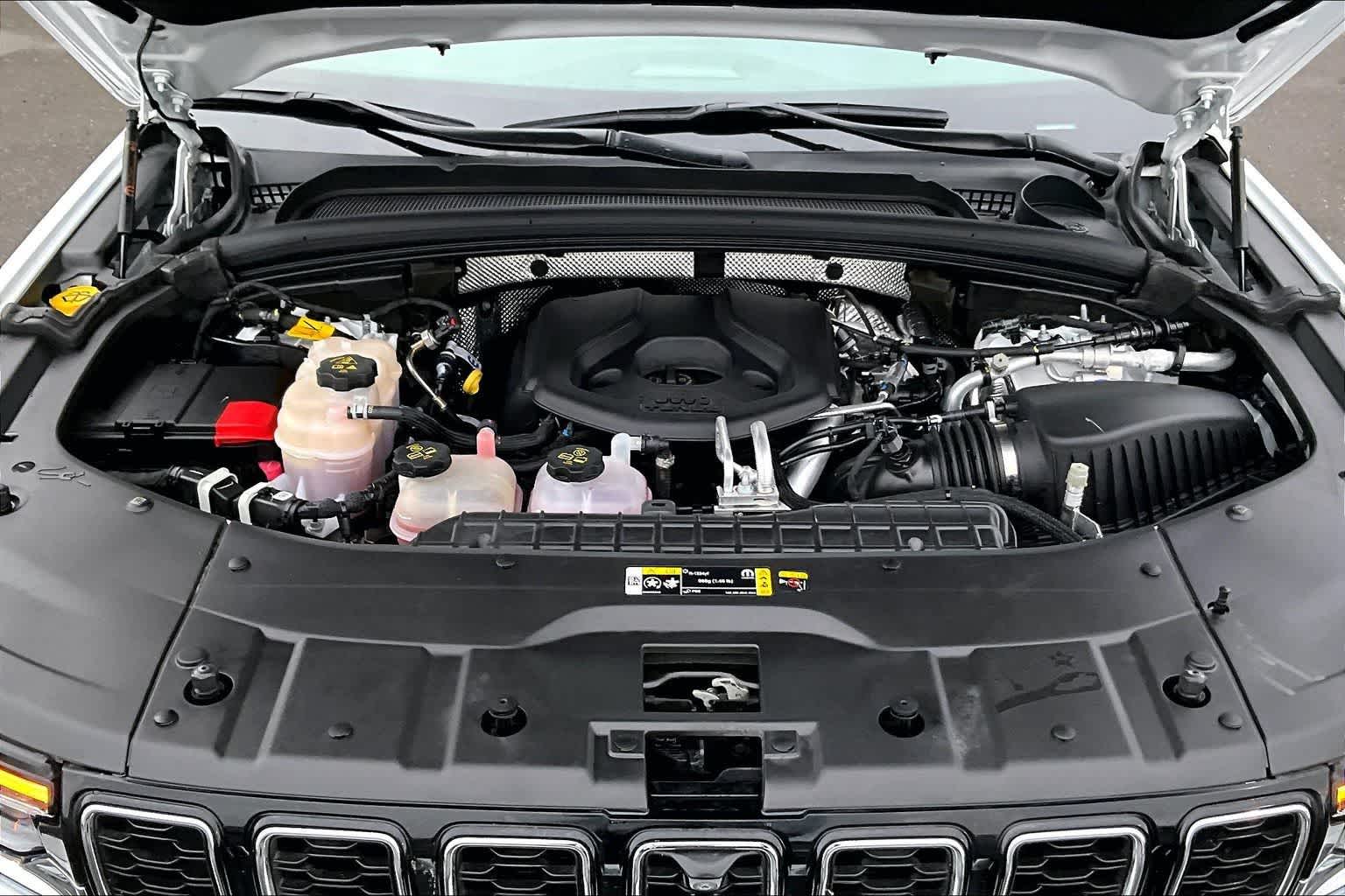 Thumbnail: 2022 Jeep Grand Cherokee - 9