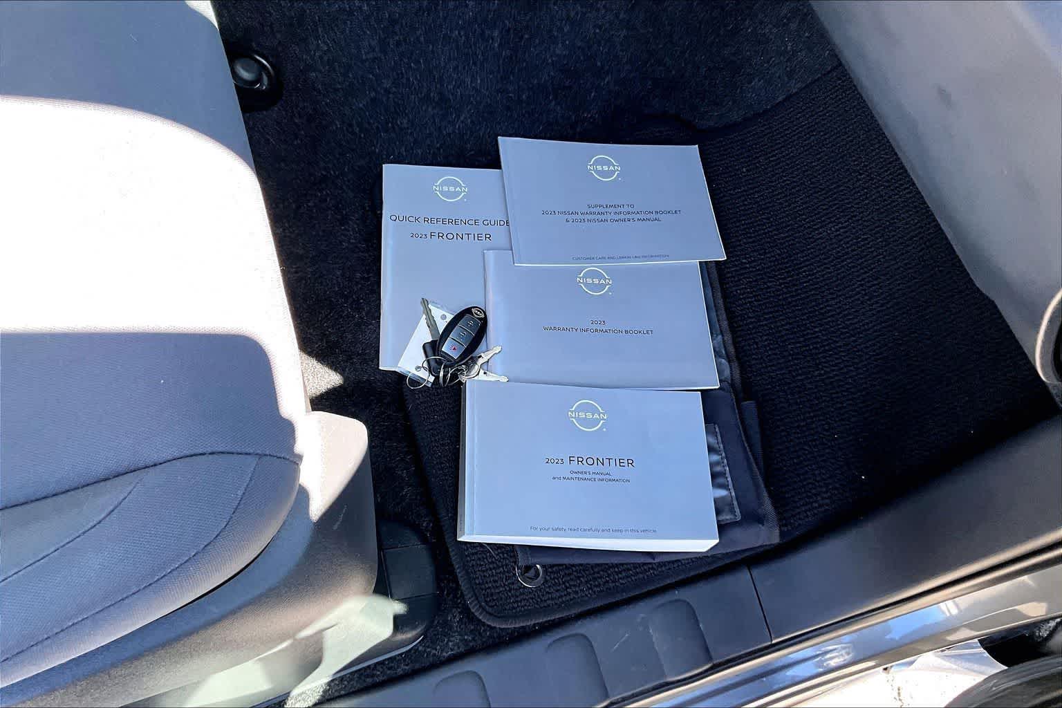 Thumbnail: 2023 Nissan Frontier - 20