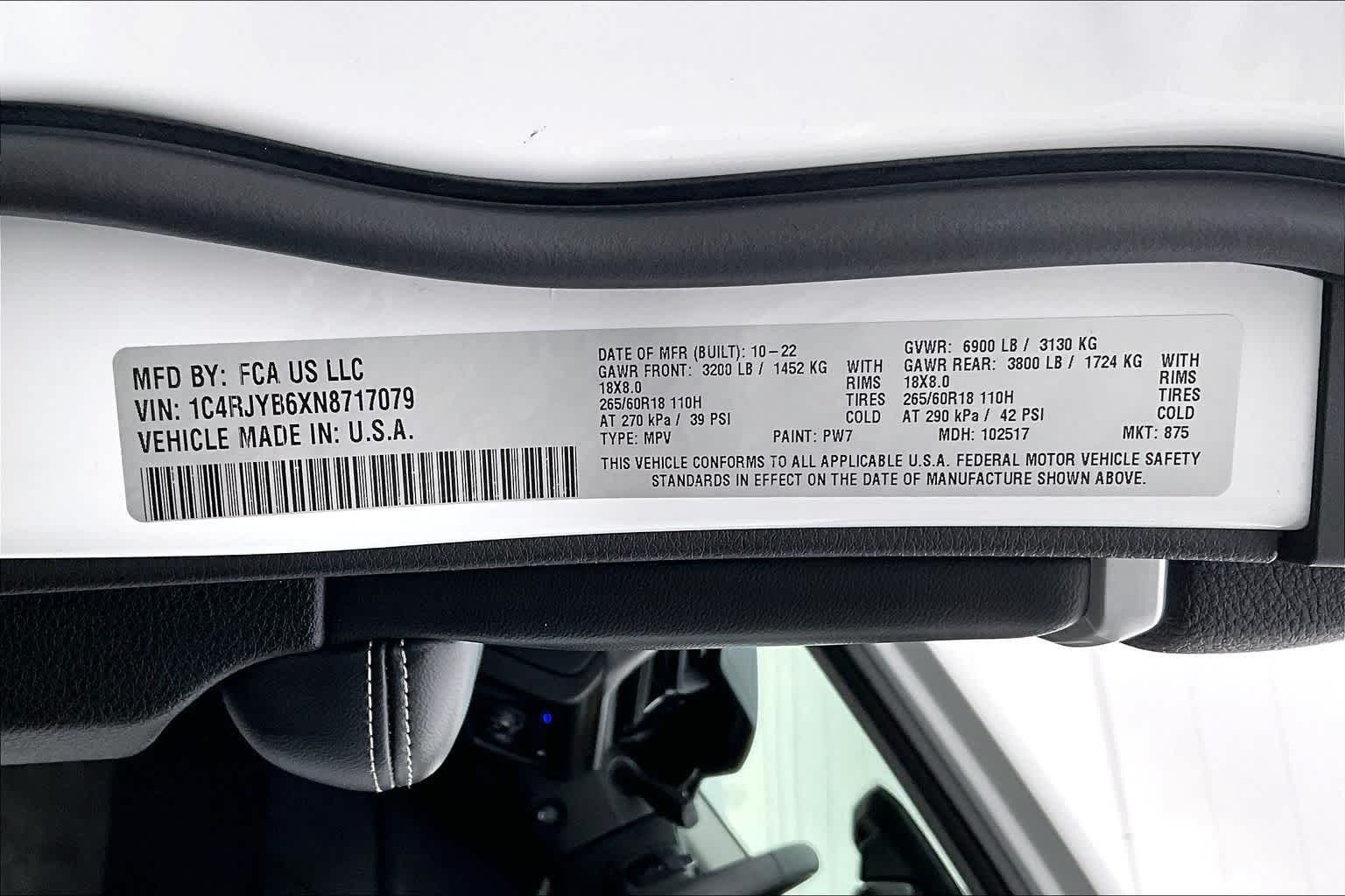 Thumbnail: 2022 Jeep Grand Cherokee - 21