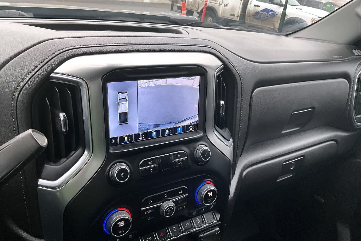 Thumbnail: 2022 Chevrolet Silverado 3500 - 27