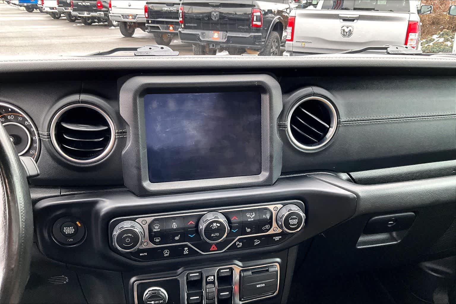 Thumbnail: 2021 Jeep Wrangler - 27