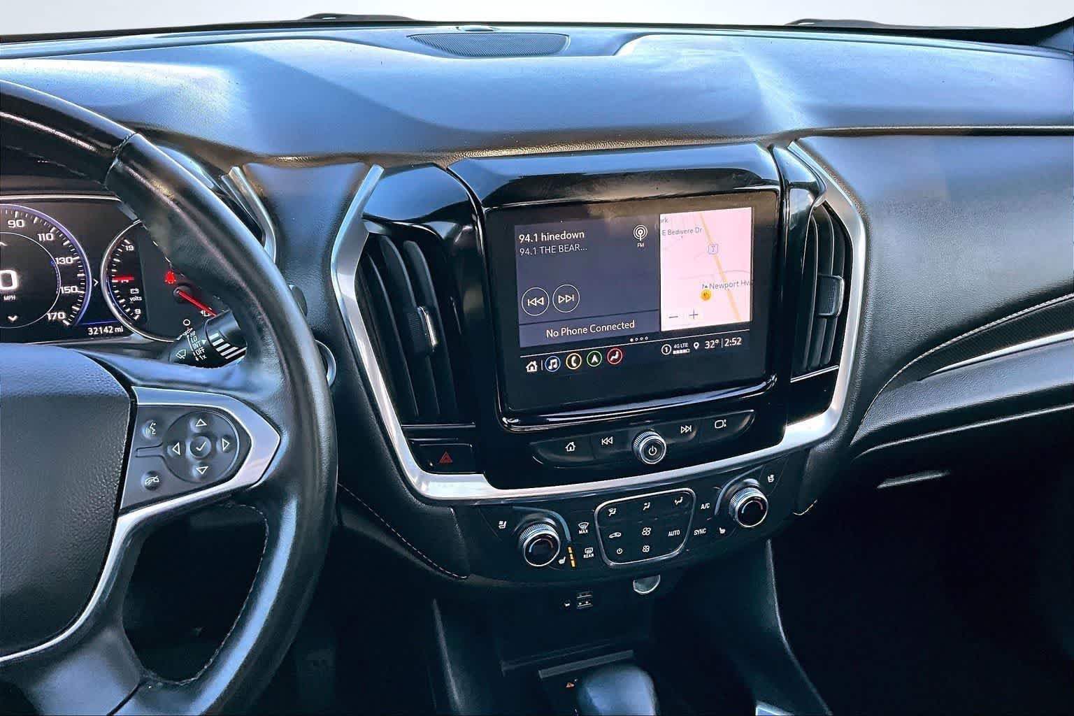 Thumbnail: 2023 Chevrolet Traverse - 16