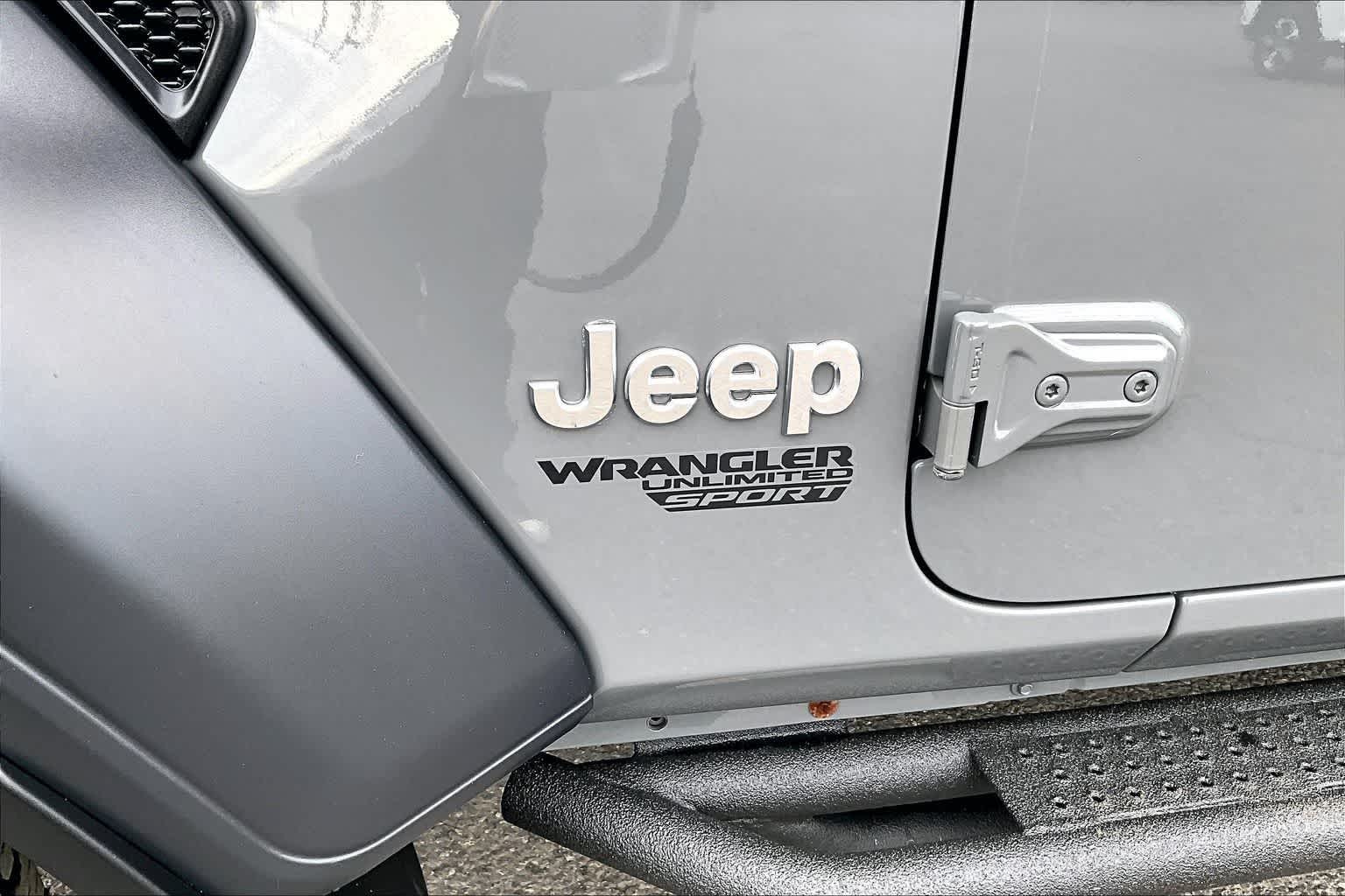 Thumbnail: 2020 Jeep Wrangler - 7