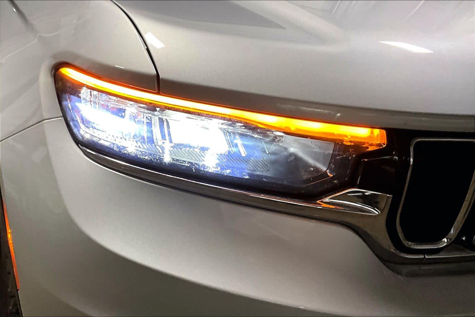 Thumbnail: 2024 Jeep Grand Cherokee L - 31