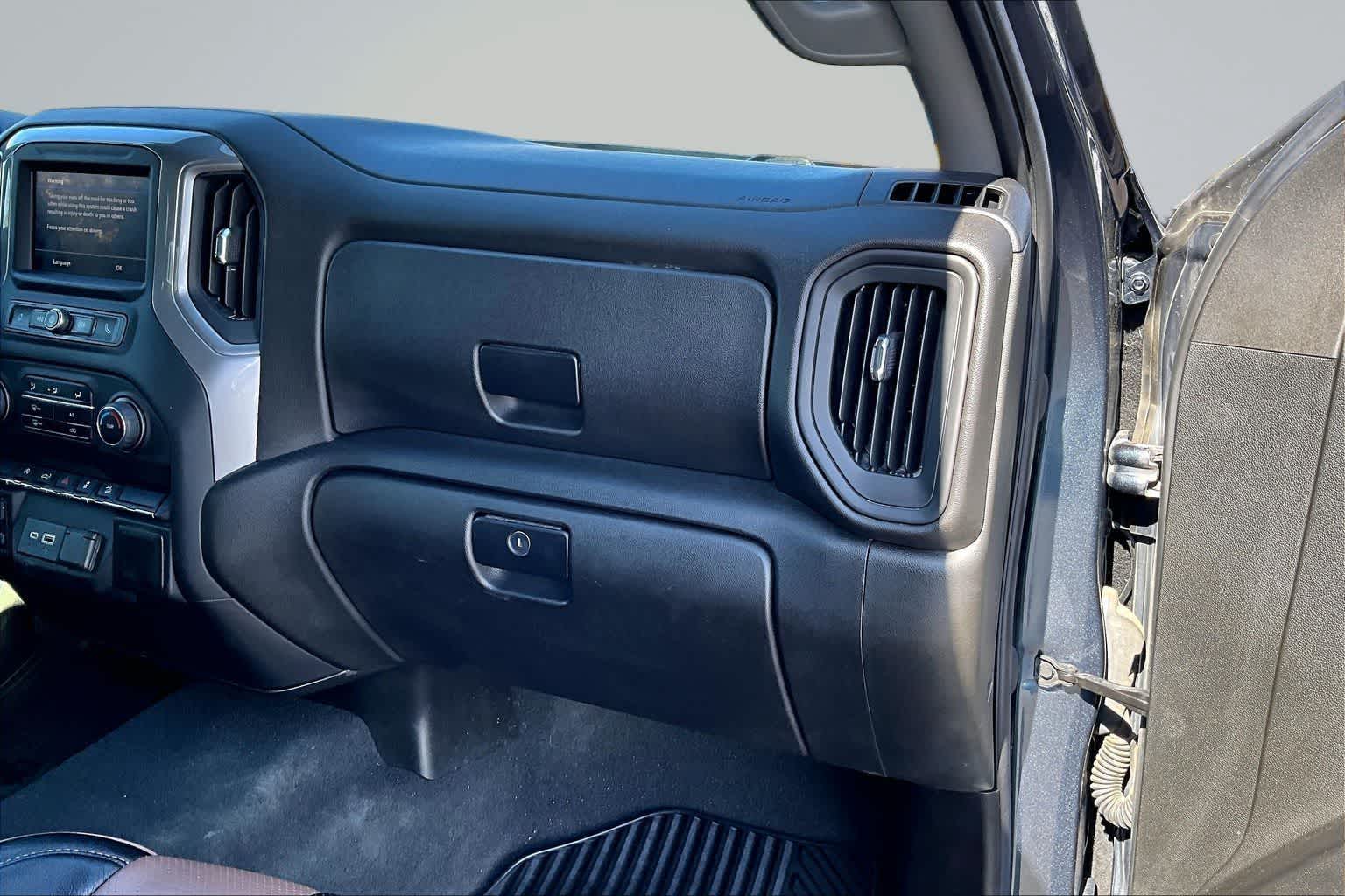 Thumbnail: 2021 Chevrolet Silverado 1500 - 23