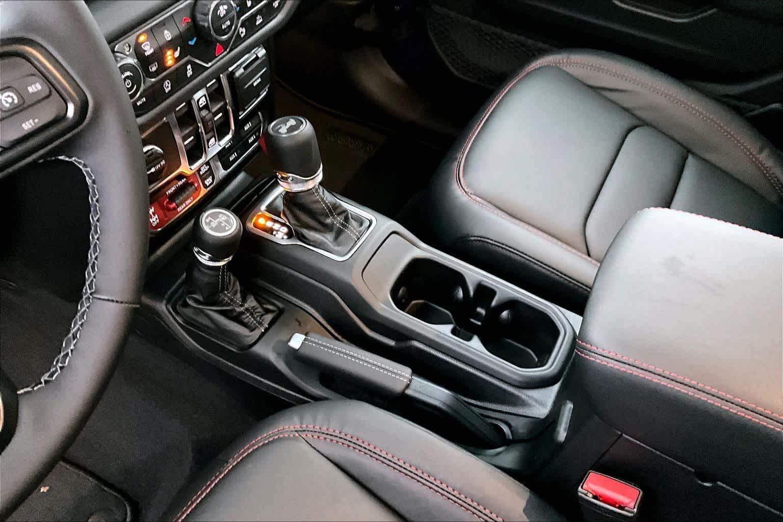 Thumbnail: 2026 Jeep Wrangler - 17