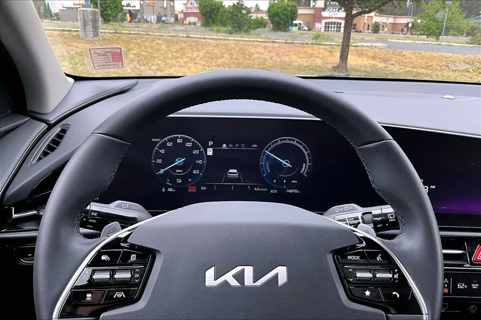 Thumbnail: 2024 Kia Niro - 18