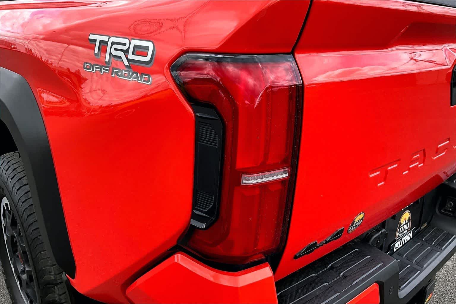 Thumbnail: 2024 Toyota Tacoma - 31