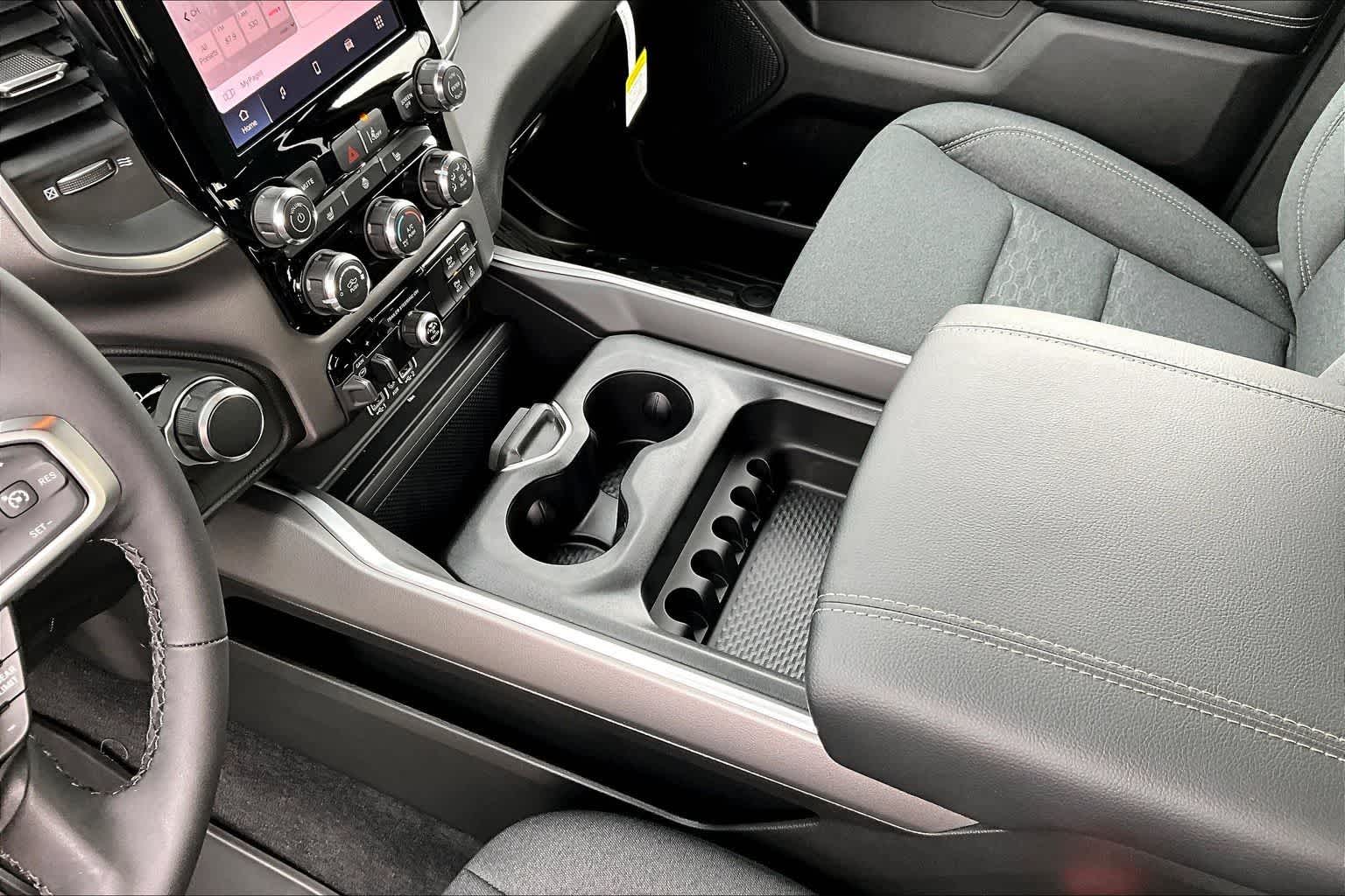 Thumbnail: 2026 RAM 1500 - 17