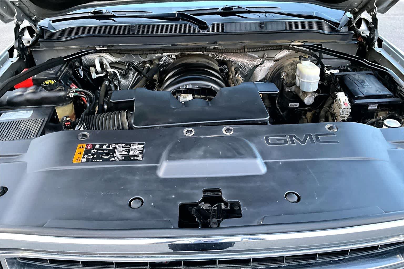 Thumbnail: 2018 GMC Yukon XL - 9