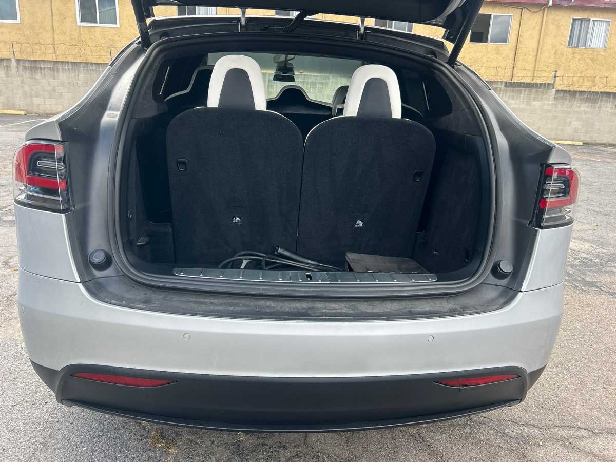 Thumbnail: 2017 Tesla Model X - 7
