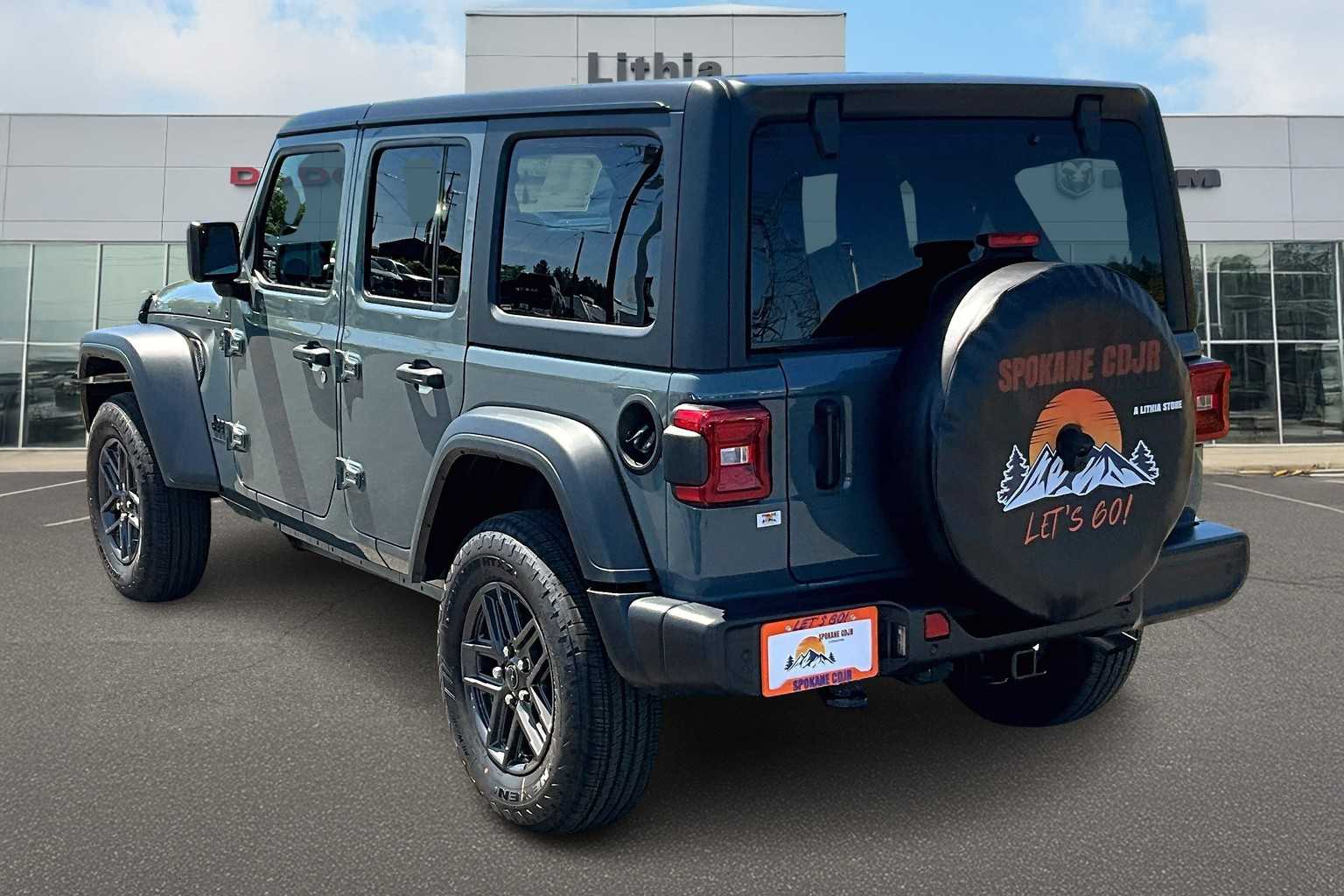 Thumbnail: 2025 Jeep Wrangler - 4