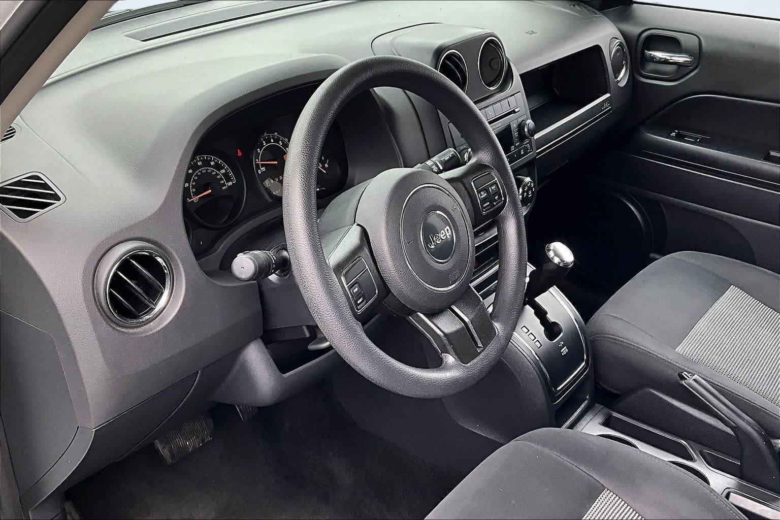 Thumbnail: 2016 Jeep Patriot - 2