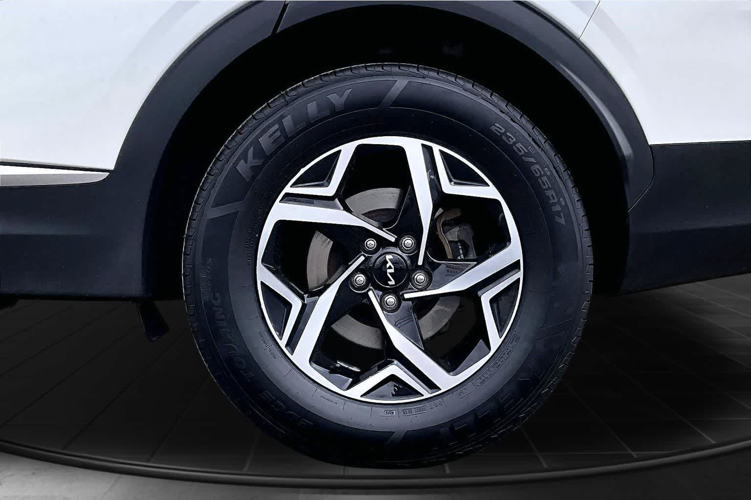 Thumbnail: 2023 Kia Sportage - 35
