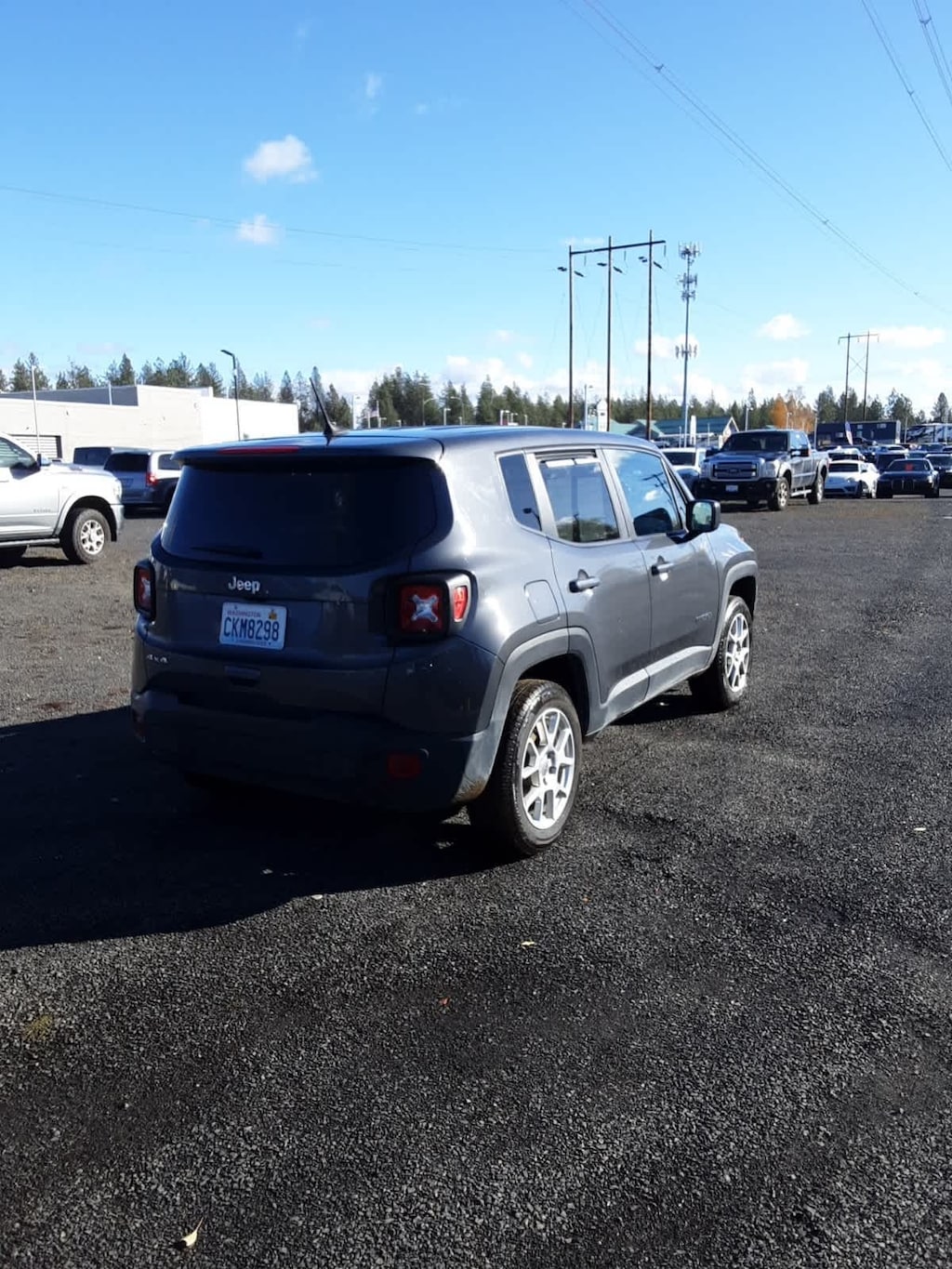 Used 2023 Jeep Renegade Latitude SUV