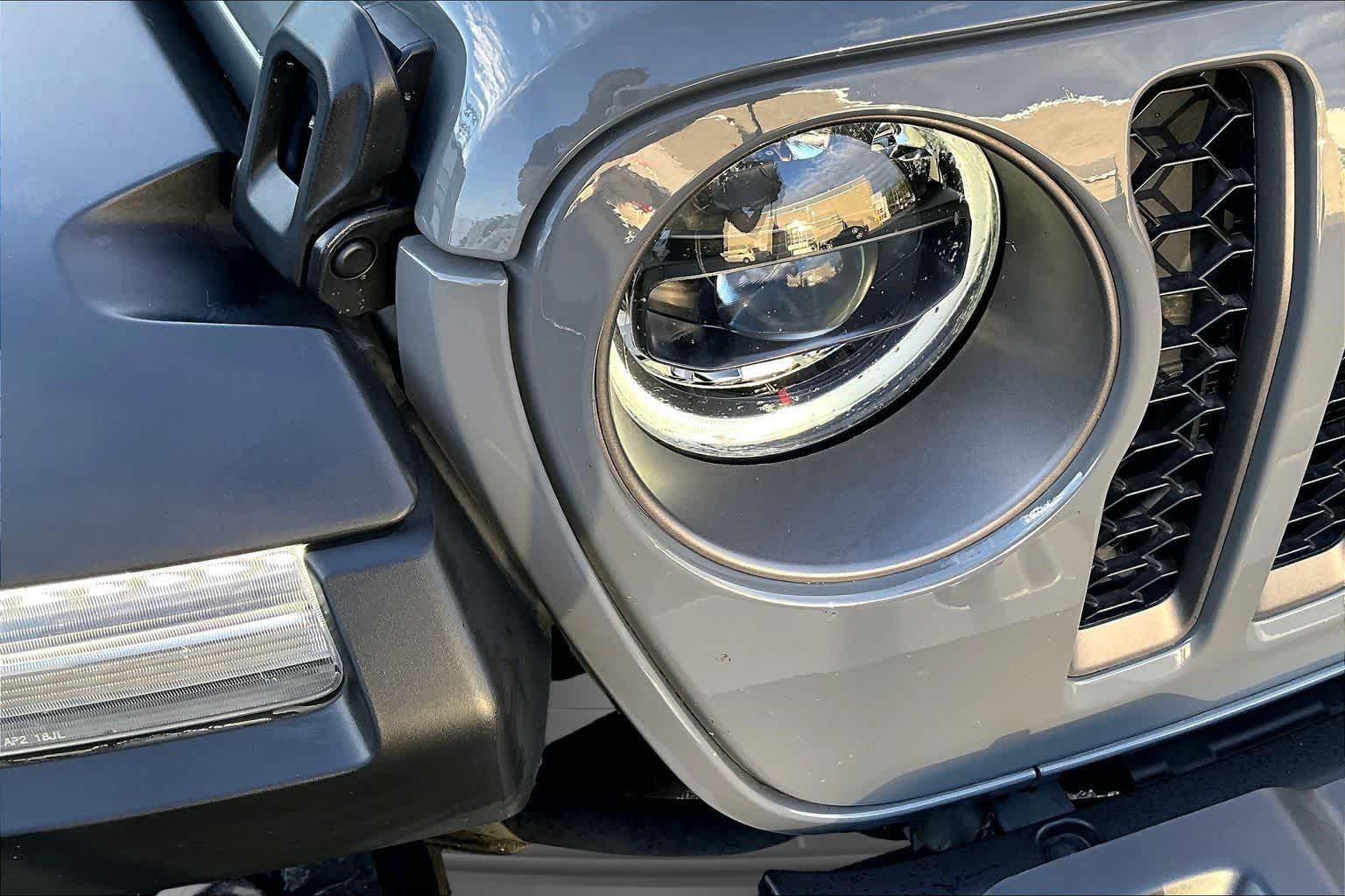 Thumbnail: 2023 Jeep Wrangler - 30