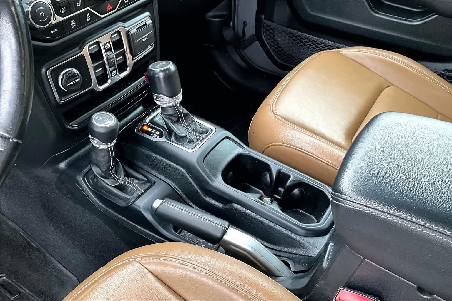 Thumbnail: 2021 Jeep Wrangler - 17