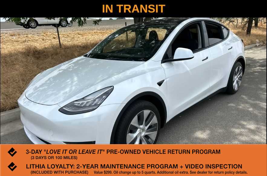 2023 Tesla Model Y Long Range Dual Motor All-Wheel Drive's photo