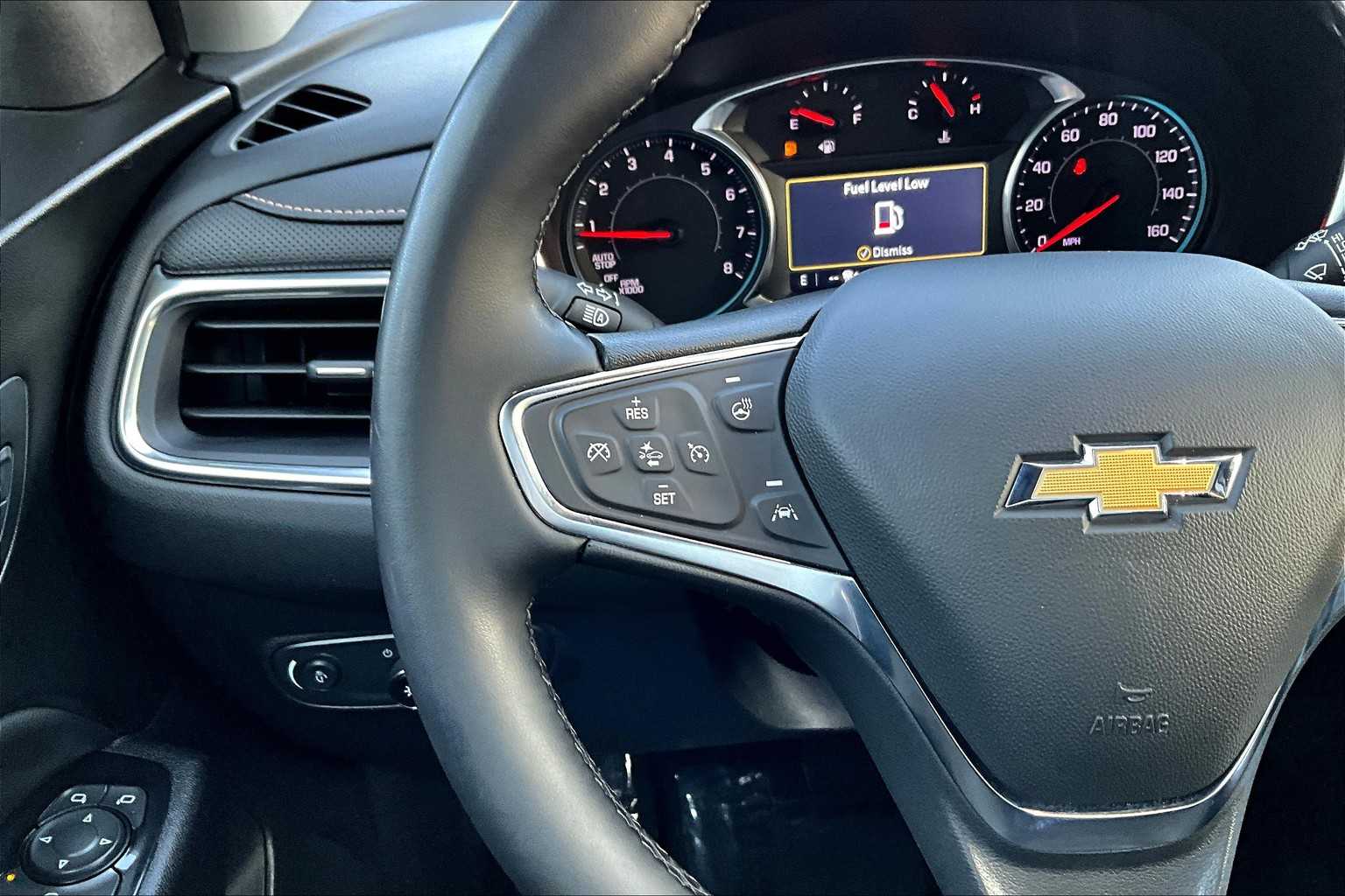 Thumbnail: 2024 Chevrolet Equinox - 25