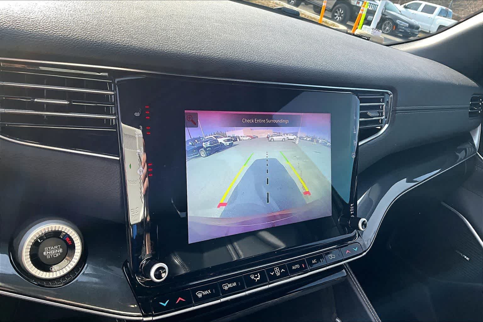 Thumbnail: 2022 Jeep Wagoneer - 26