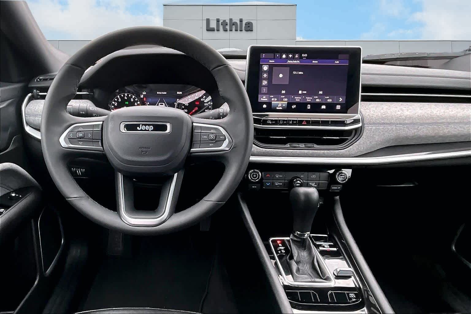 Thumbnail: 2024 Jeep Compass - 15