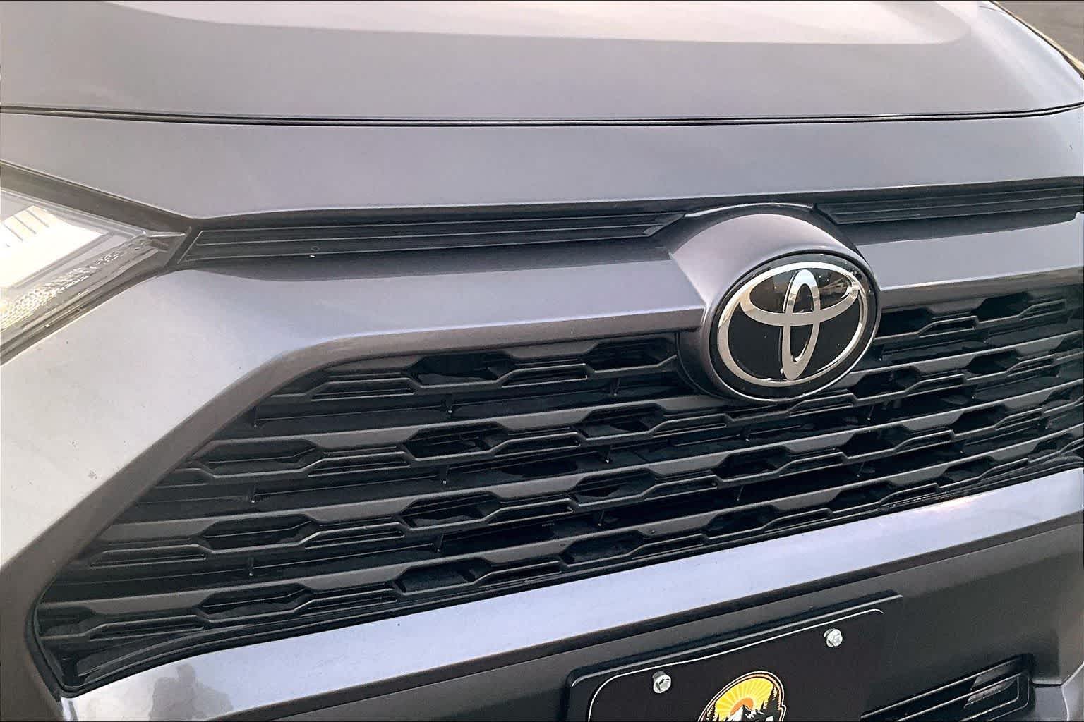 Thumbnail: 2024 Toyota RAV4 - 32