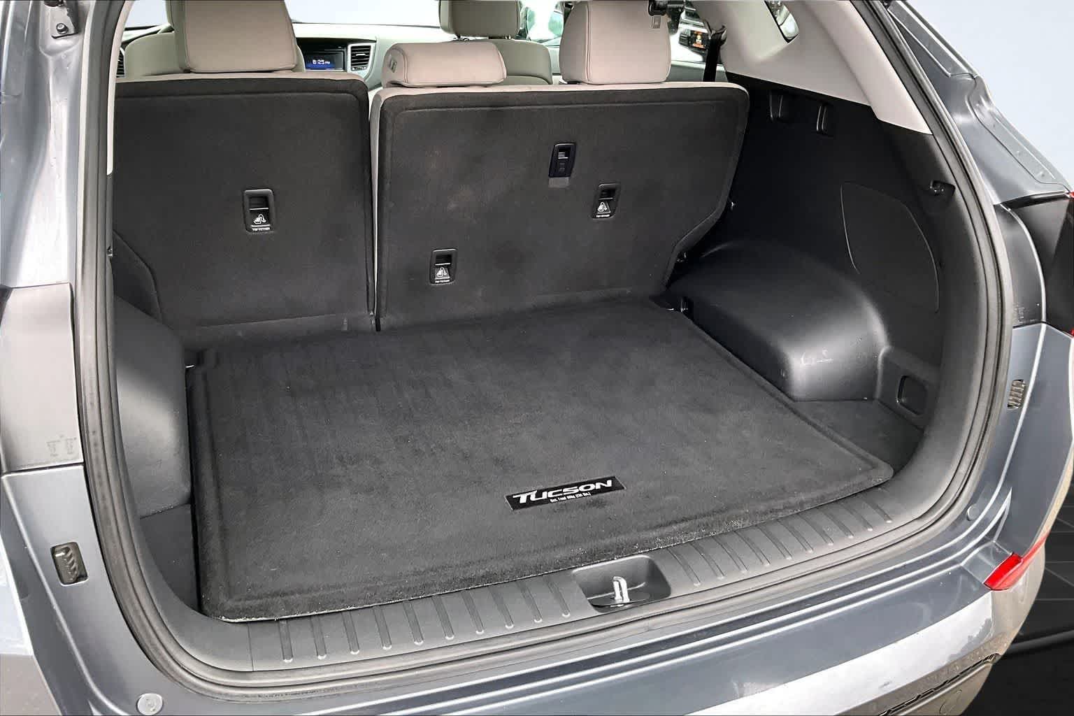 Thumbnail: 2017 Hyundai Tucson - 19