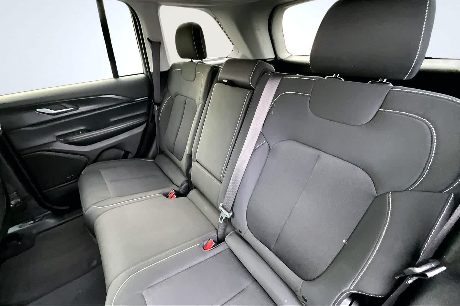 Thumbnail: 2023 Jeep Grand Cherokee - 13