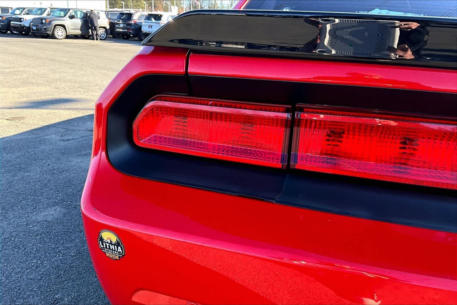 Thumbnail: 2013 Dodge Challenger - 31