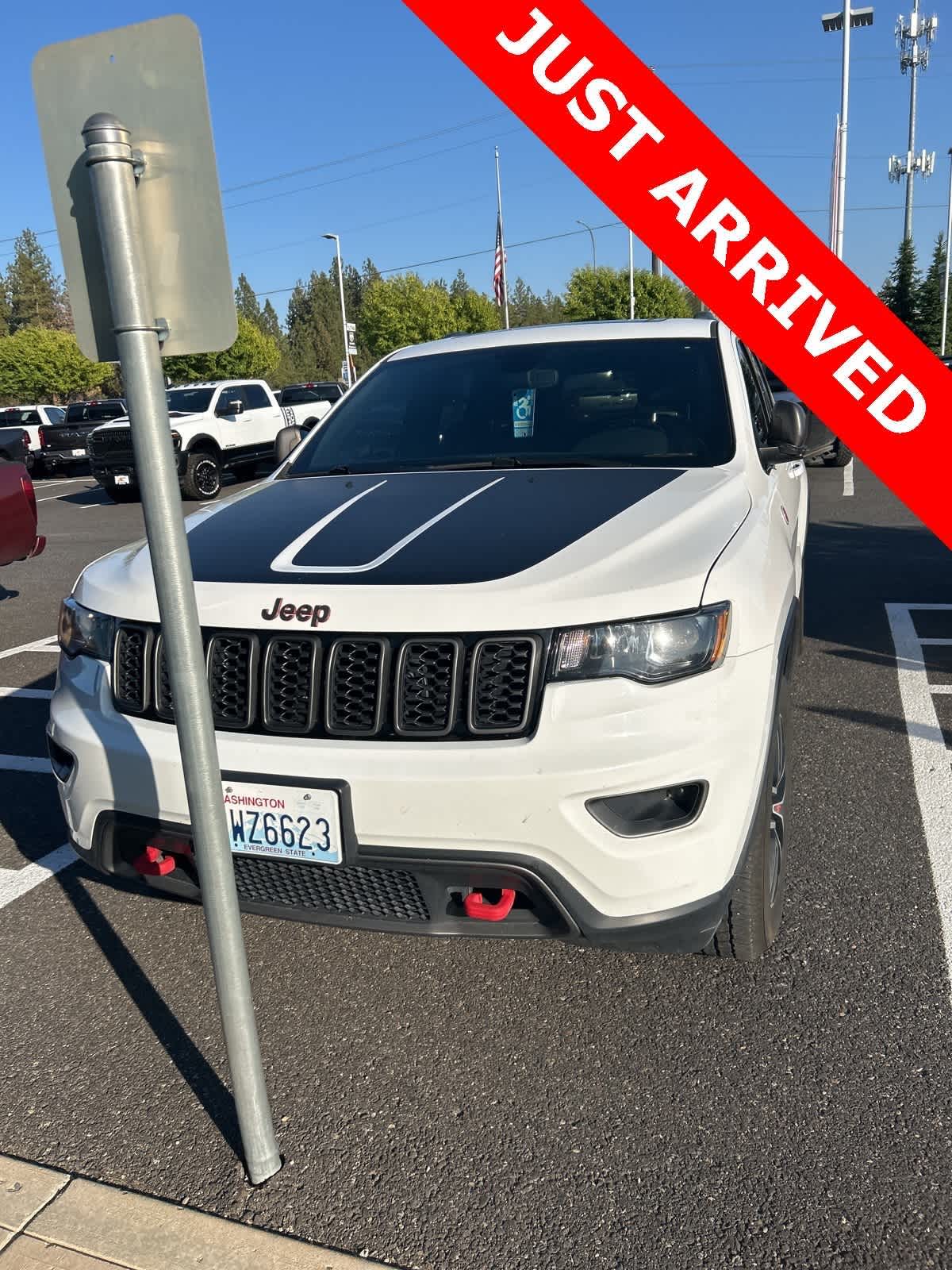 Thumbnail: 2020 Jeep Grand Cherokee - 2