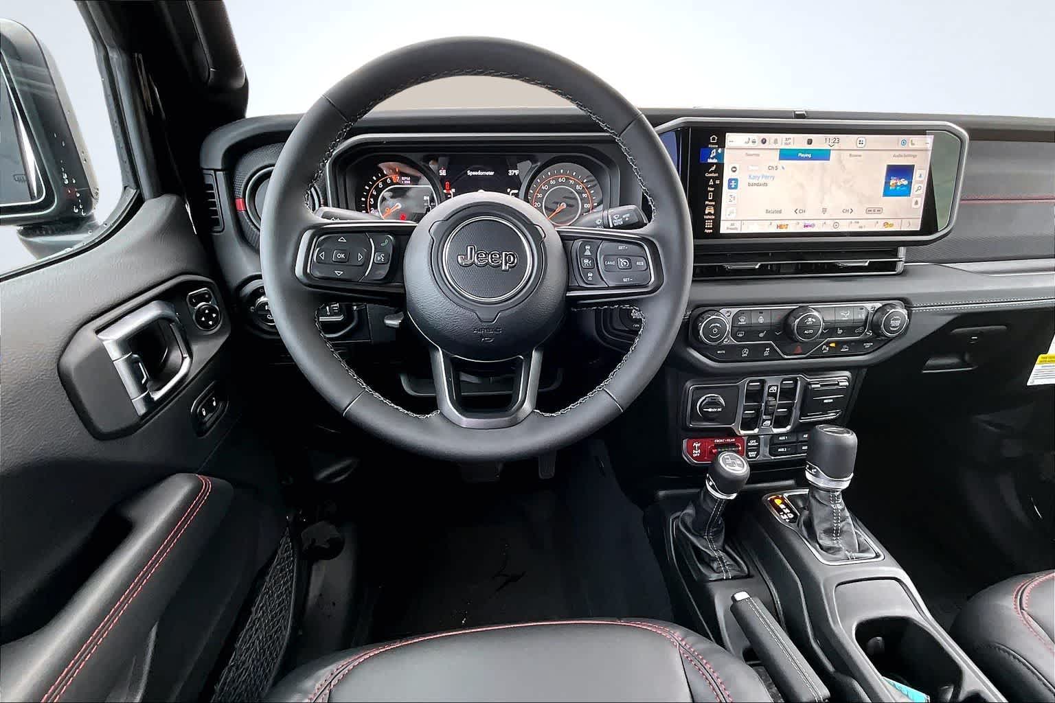 Thumbnail: 2026 Jeep Gladiator - 15