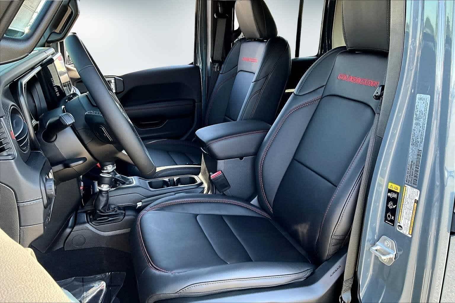 Thumbnail: 2025 Jeep Wrangler - 11