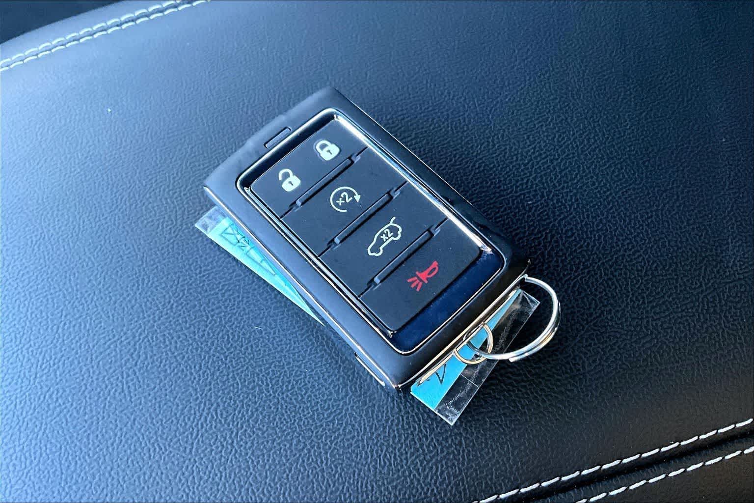 Thumbnail: 2026 Jeep Grand Cherokee - 20