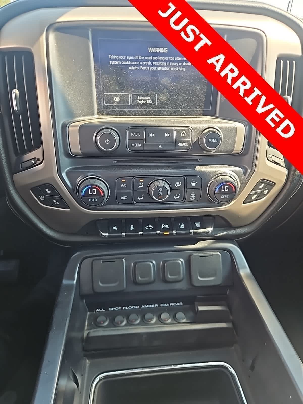 Thumbnail: 2015 GMC Sierra 3500 - 11