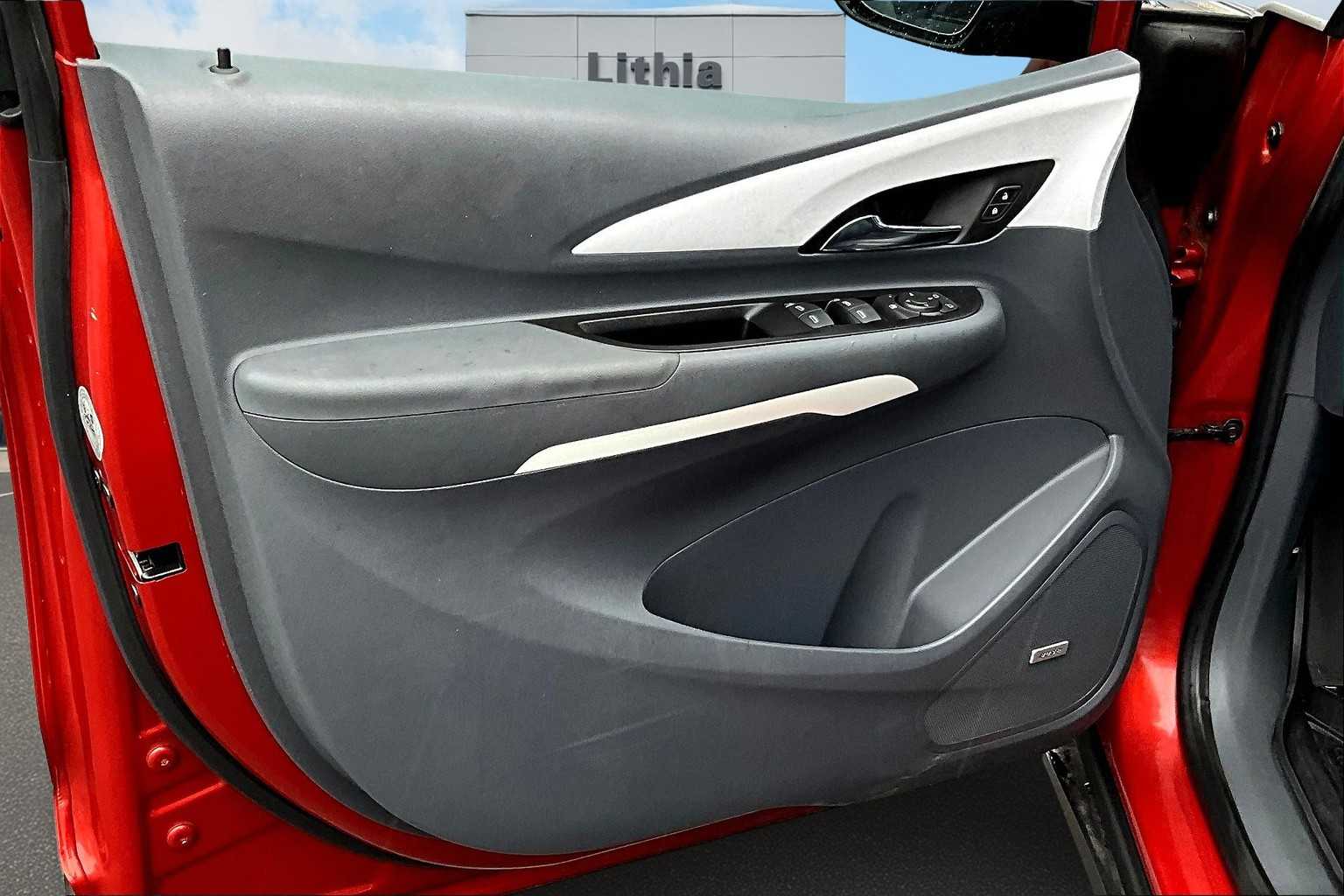 Thumbnail: 2020 Chevrolet Bolt EV - 28