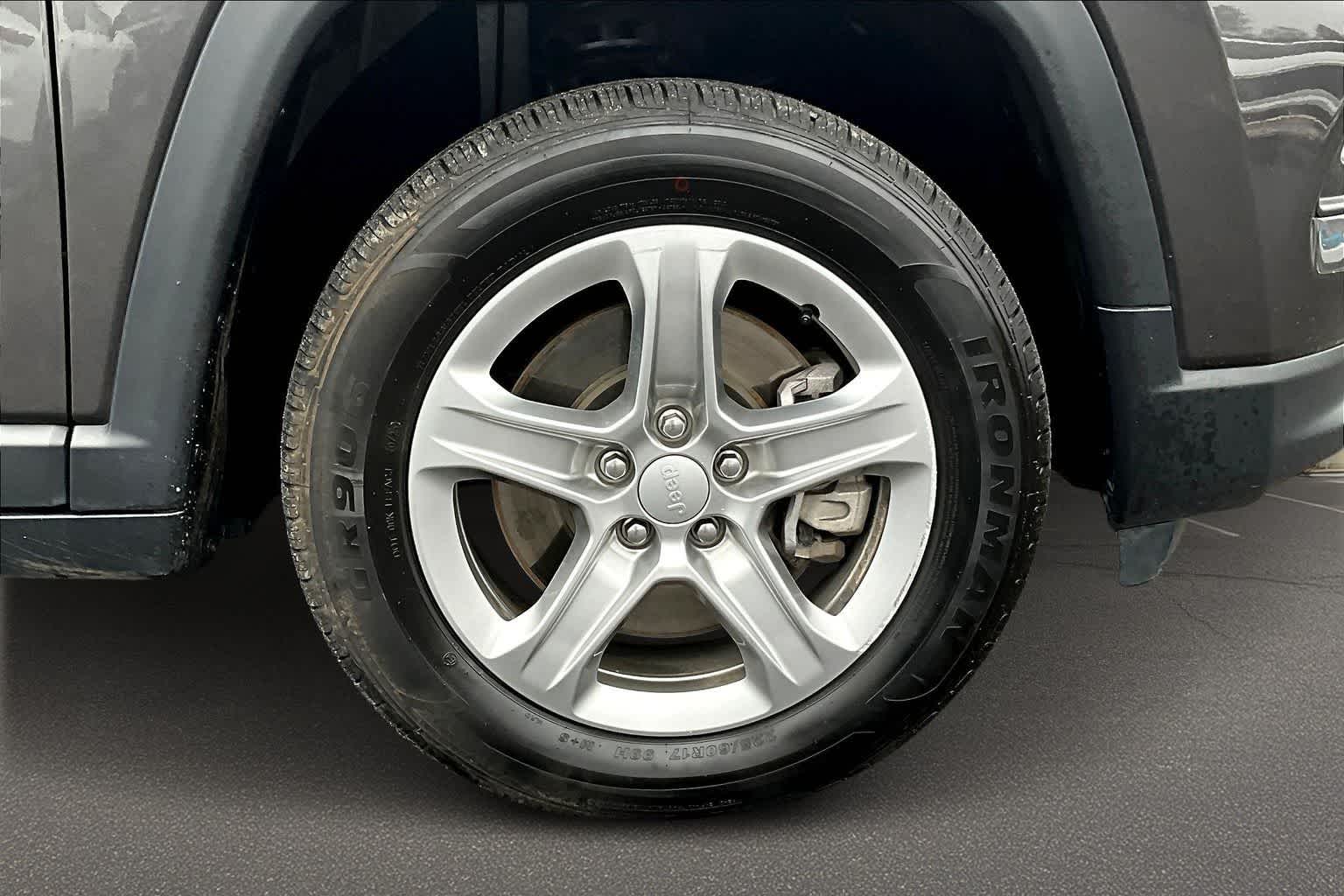 Thumbnail: 2024 Jeep Compass - 34