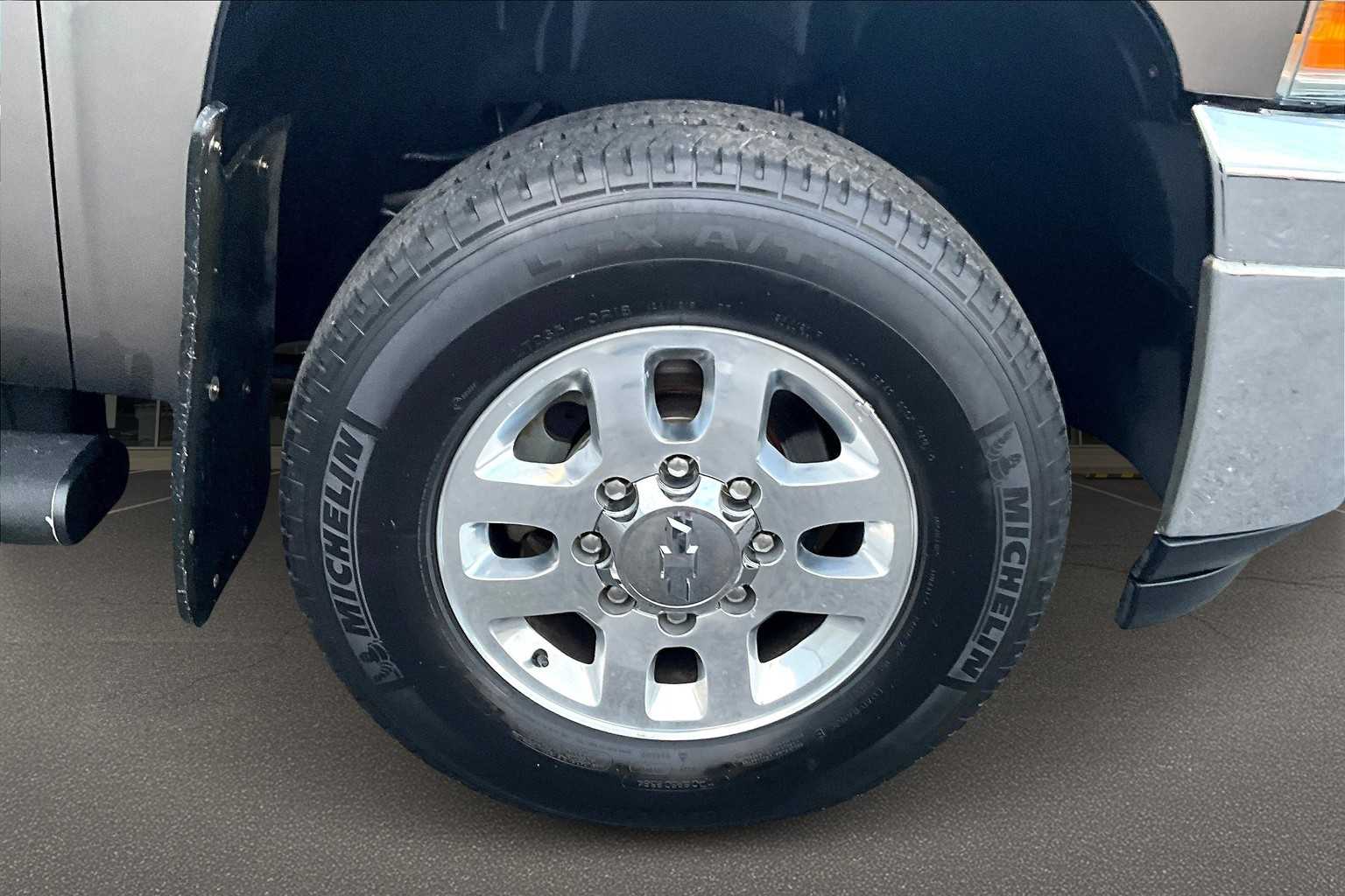 Thumbnail: 2012 Chevrolet Silverado 2500 - 34