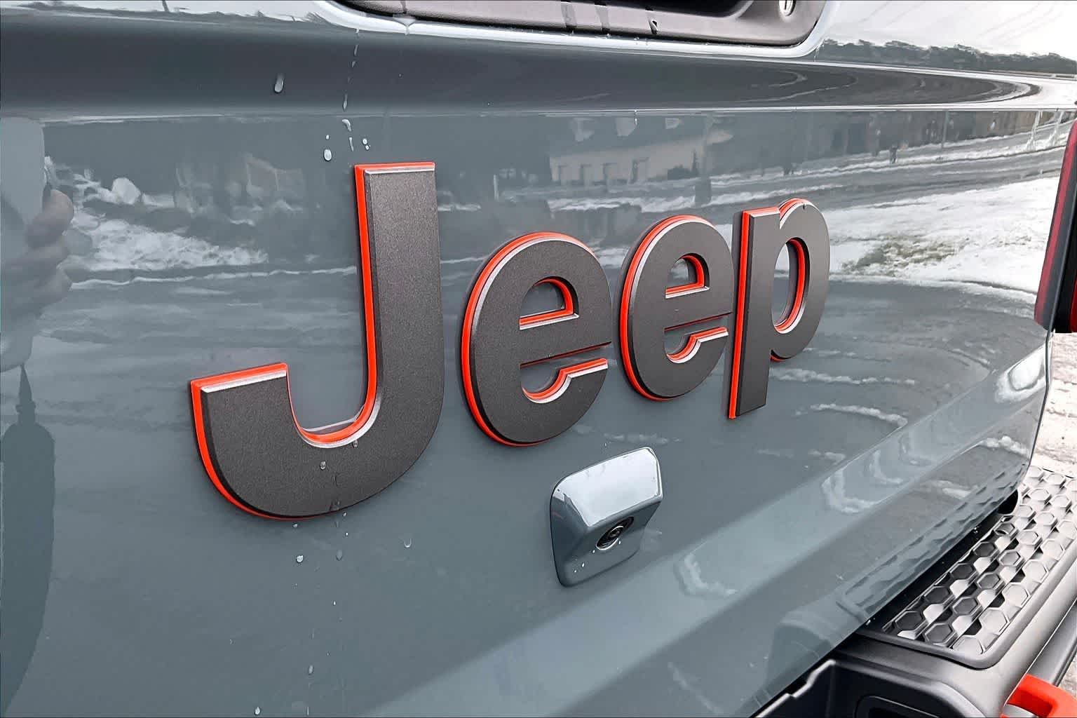 Thumbnail: 2026 Jeep Gladiator - 7