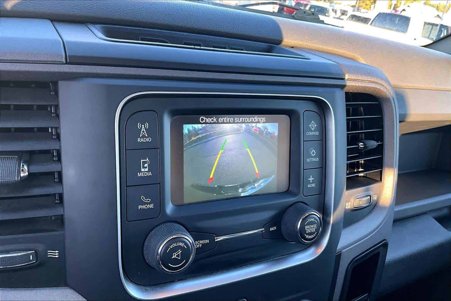 Thumbnail: 2019 RAM 1500 Classic - 27