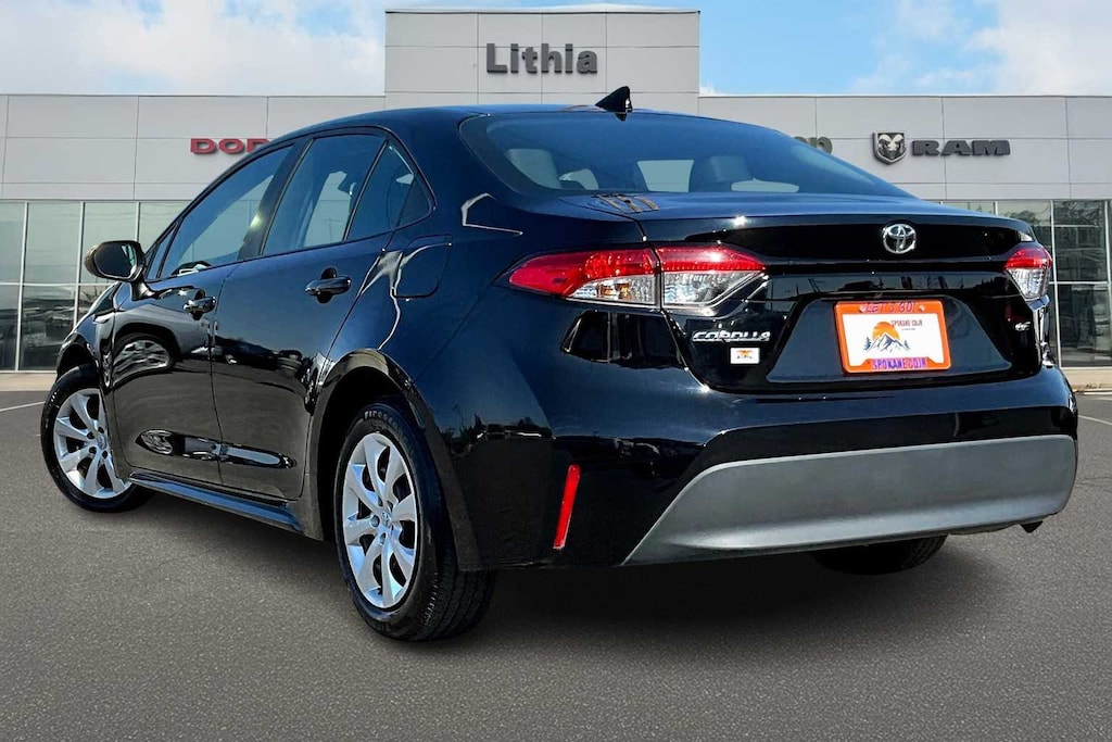 Used 2024 Toyota Corolla LE Sedan