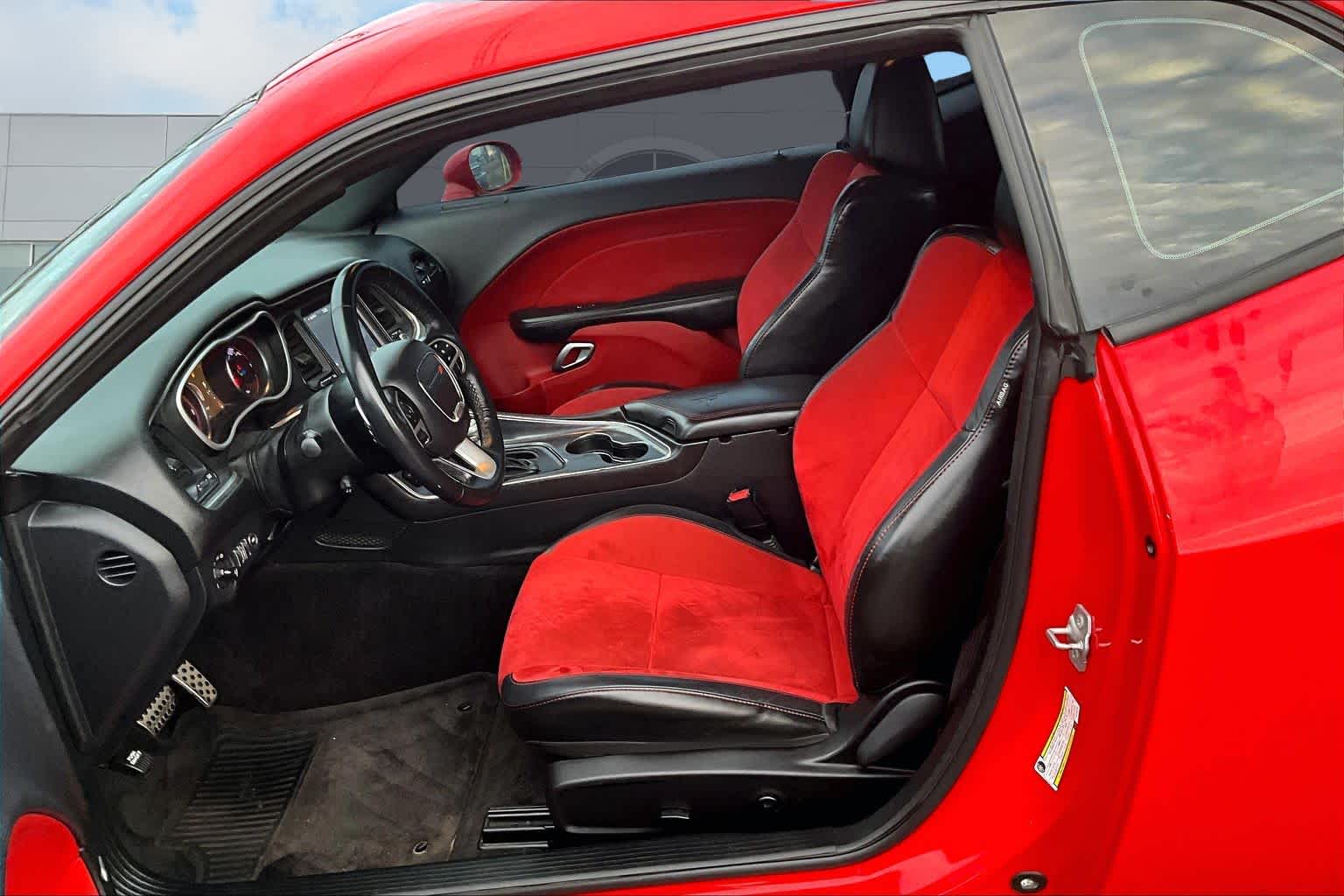 Thumbnail: 2018 Dodge Challenger - 11