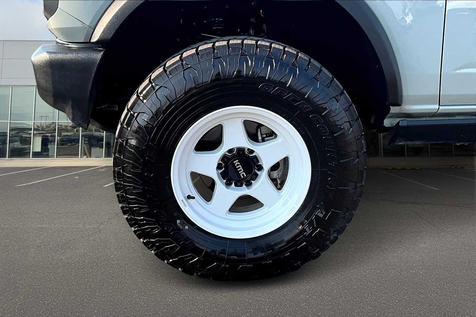 Thumbnail: 2021 Ford Bronco - 7