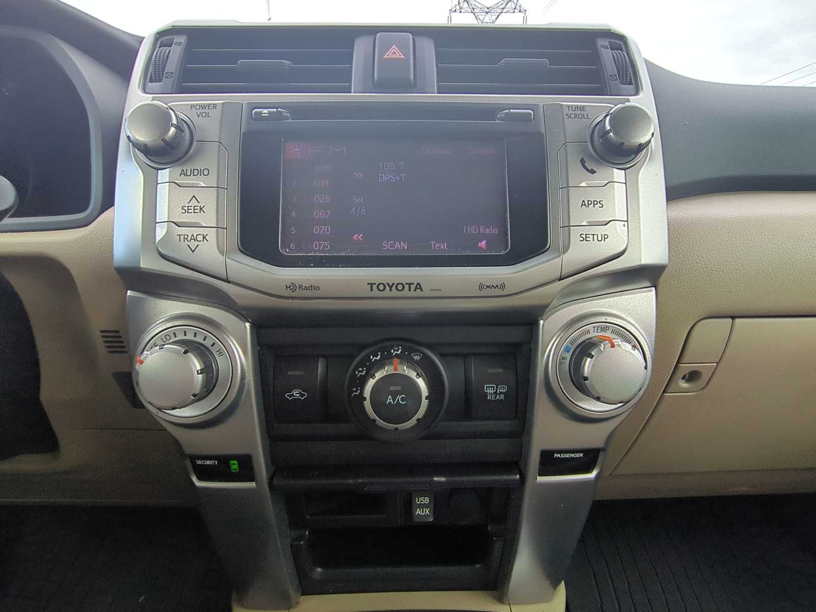 2013 Toyota 4Runner SR5 28