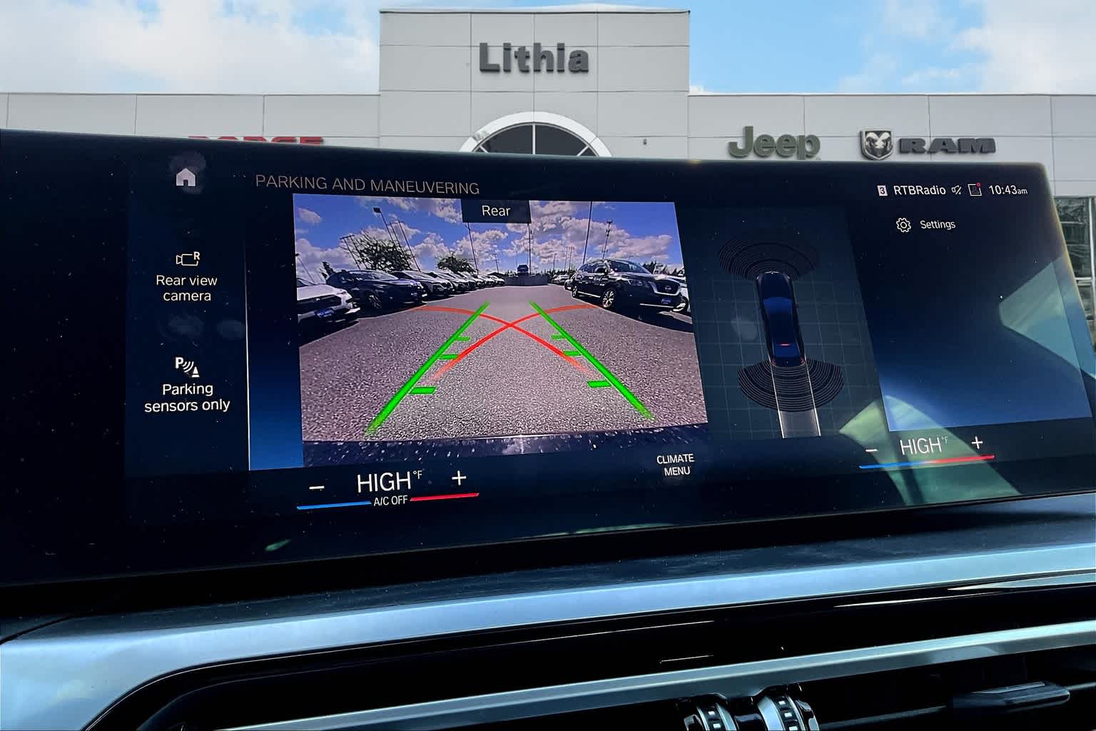 Thumbnail: 2024 BMW 3 Series - 23