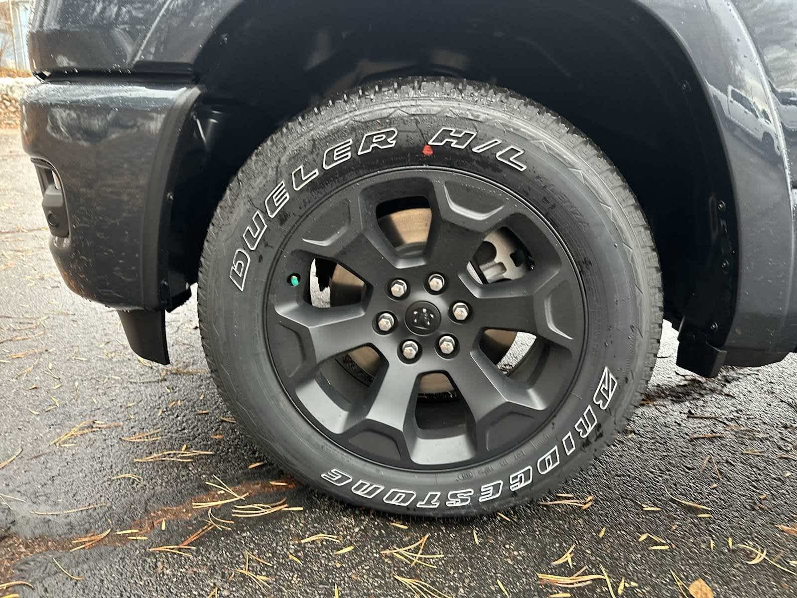 Thumbnail: 2026 RAM 1500 - 17